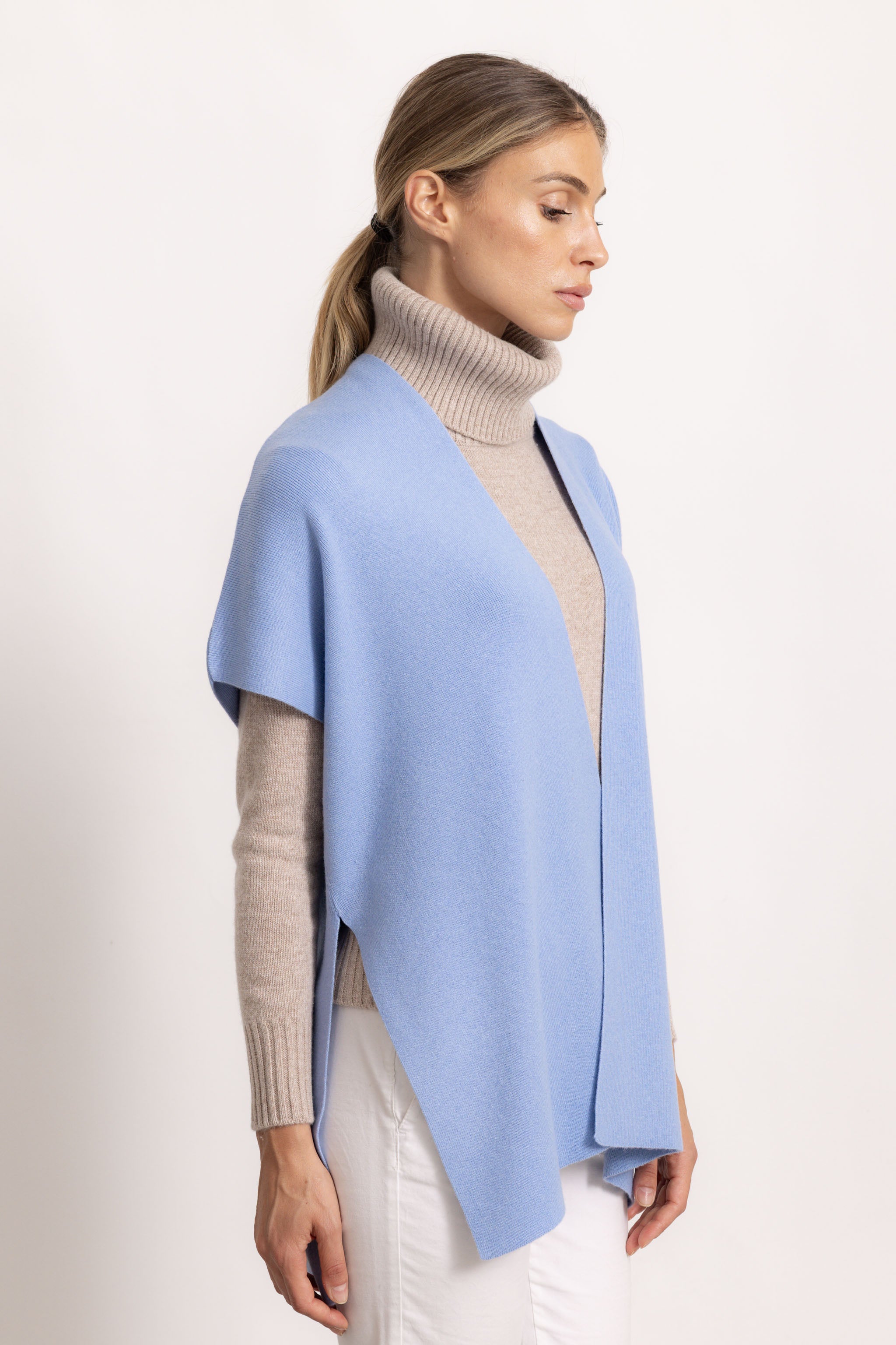 CATERINA - Poncho gilet (Polvere)