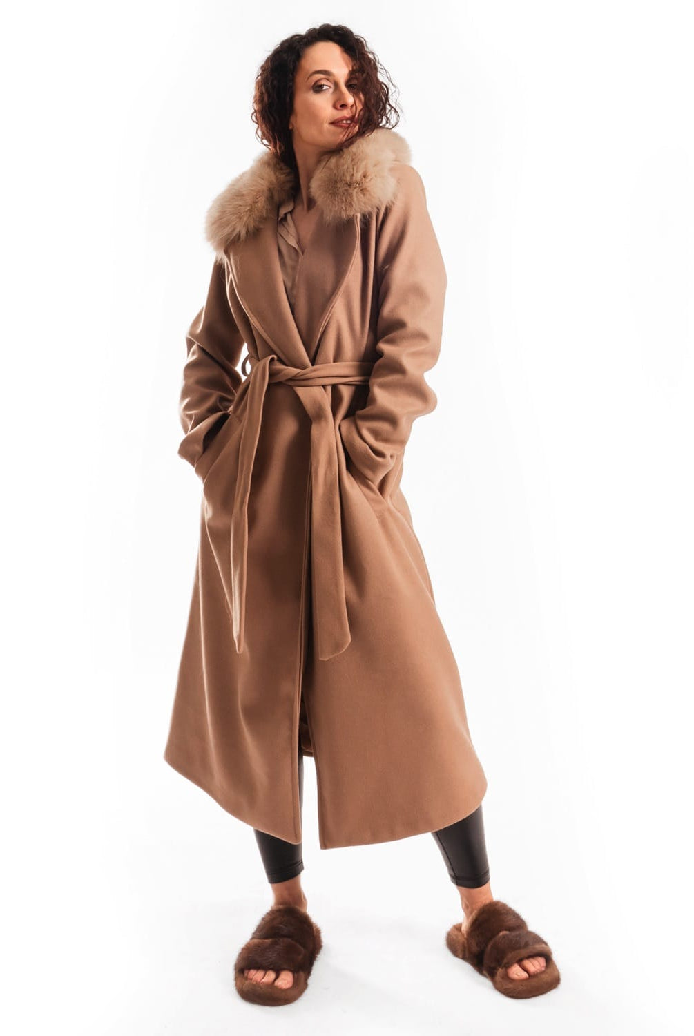 Cappotto con Cintura e Collo In Volpe Marrone - Elisabettapanerai