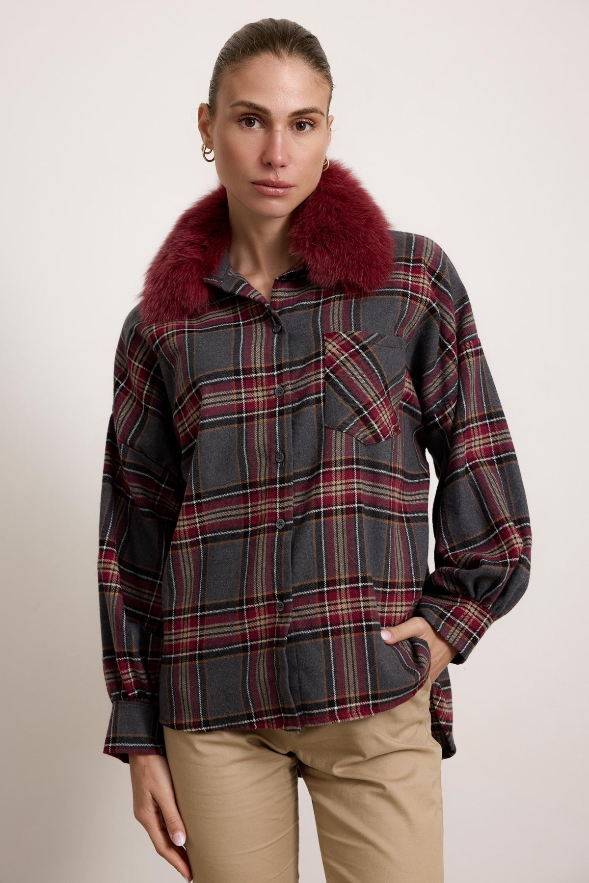 BELFAST - Camicia con colletto in pelliccia (Bordeaux)