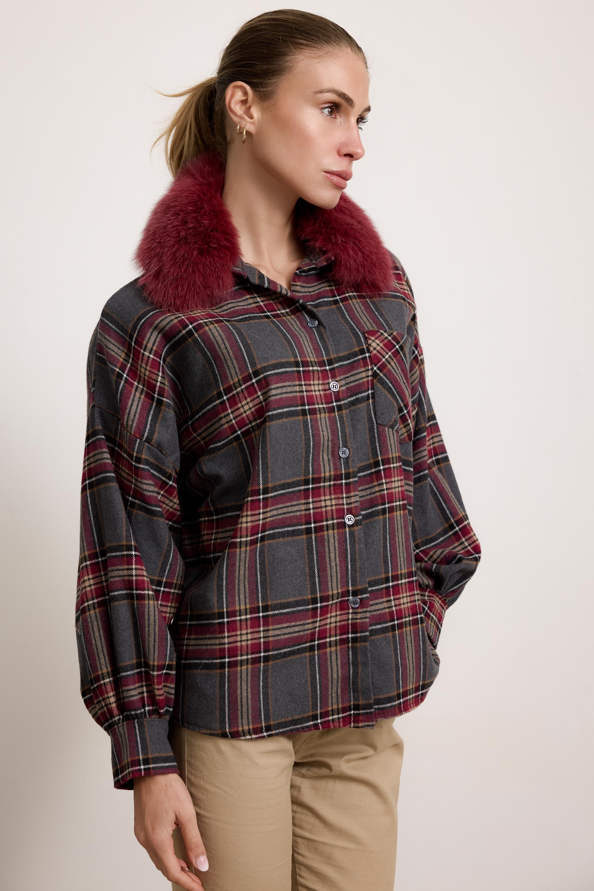 BELFAST - Camicia con colletto in pelliccia (Bordeaux)