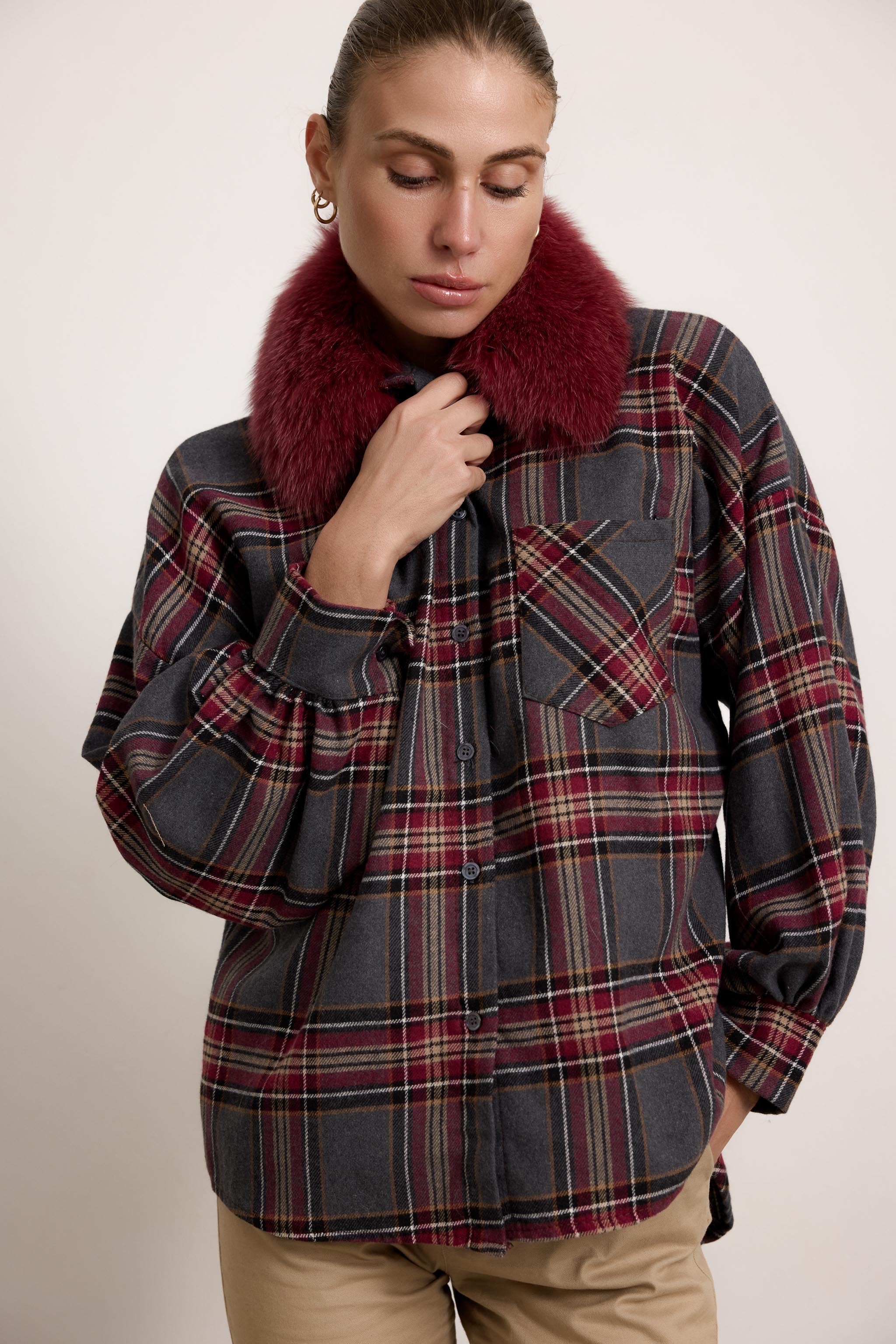 BELFAST - Camicia con colletto in pelliccia (Bordeaux)