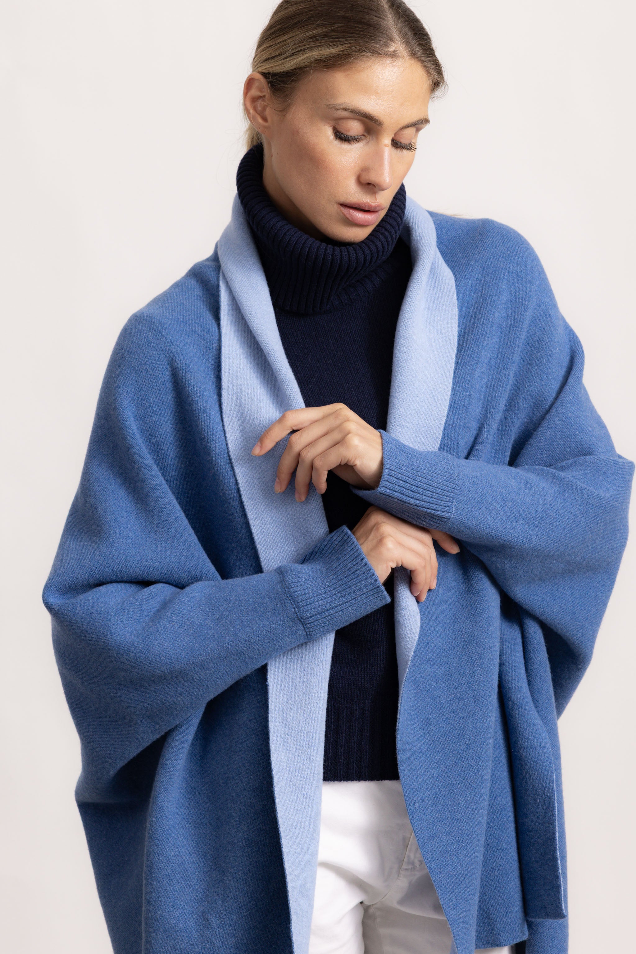 GINEVRA - Poncho con maniche (Jeans/Polvere)