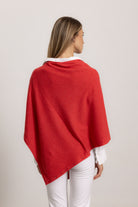 LAVINIA - Poncho con bottoni, indossato avvolto (Corallo)