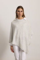 LAVINIA - Poncho con bottoni, indossato avvolto (Grigio)